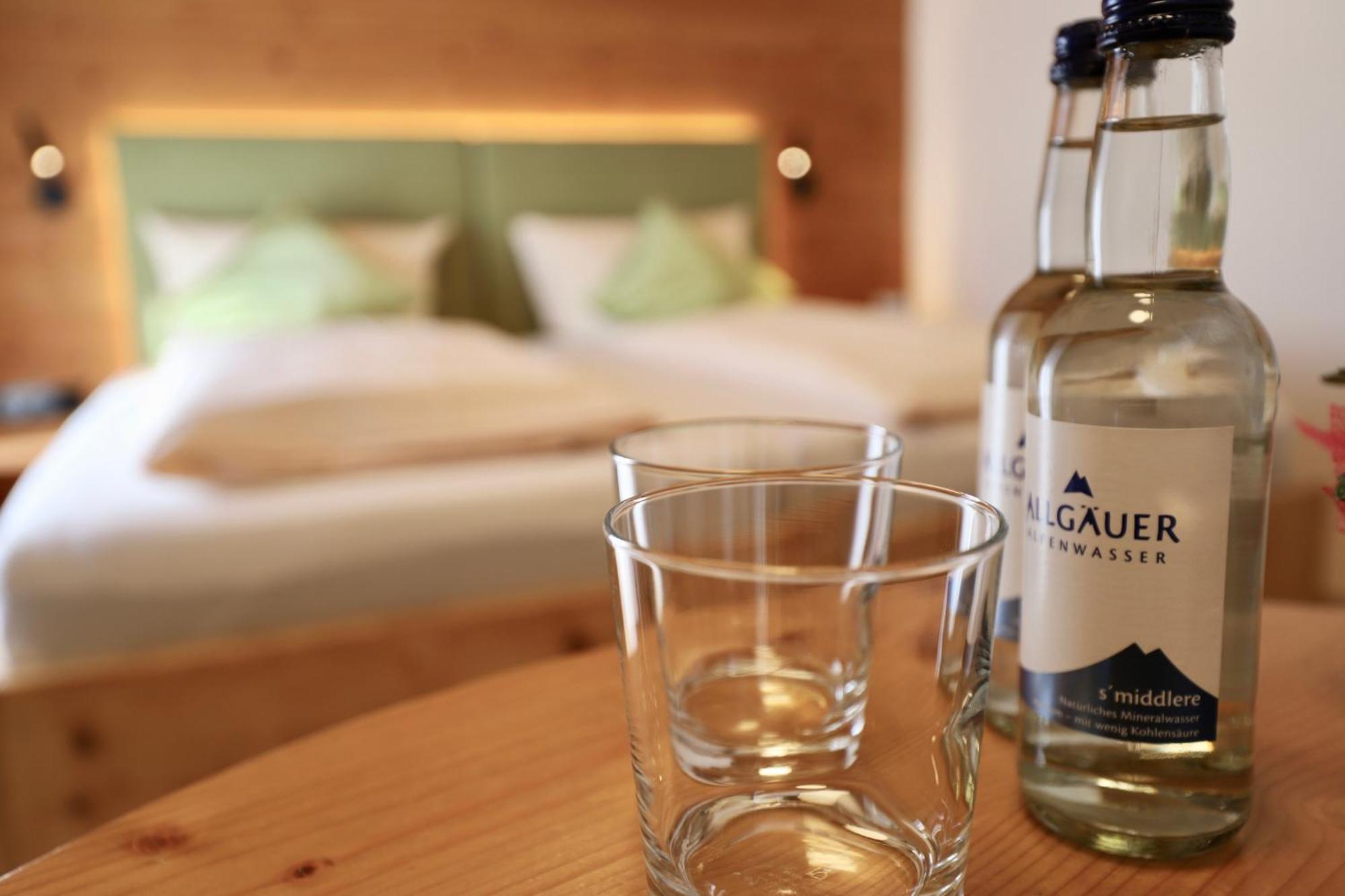 Kaisers Das Kleine Stadthotel Зонтхофен Екстериор снимка