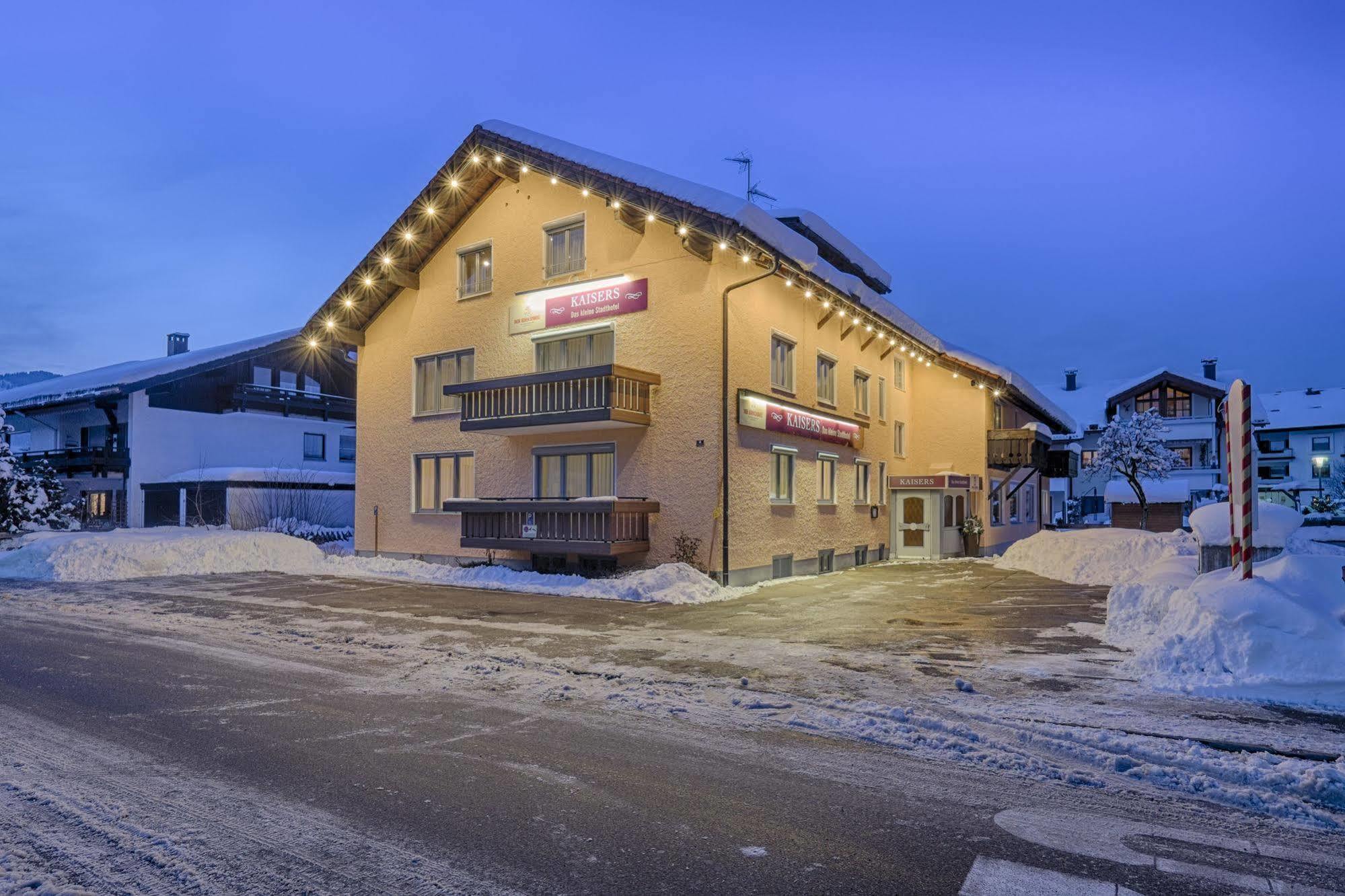 Kaisers Das Kleine Stadthotel Зонтхофен Екстериор снимка
