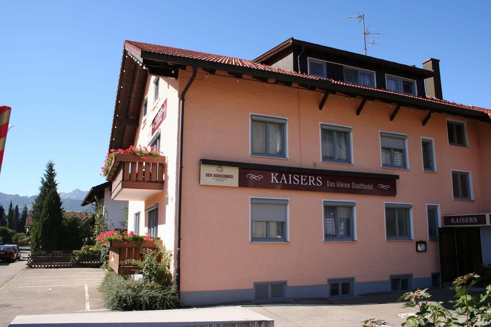 Kaisers Das Kleine Stadthotel Зонтхофен Екстериор снимка
